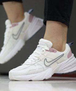 کتونی زنانه NIKE V2k 18 IMG 20260430 121512 895