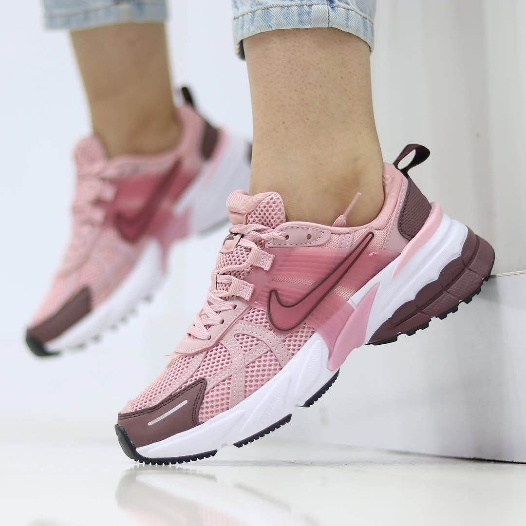 کتونی زنانه NIKE V2k 14 کتونی زنانه NIKE V2k