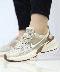 کتونی زنانه NIKE V2k