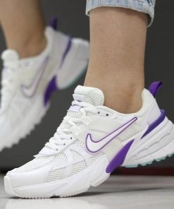 کتونی زنانه NIKE V2k 22 کتونی زنانه NIKE V2k