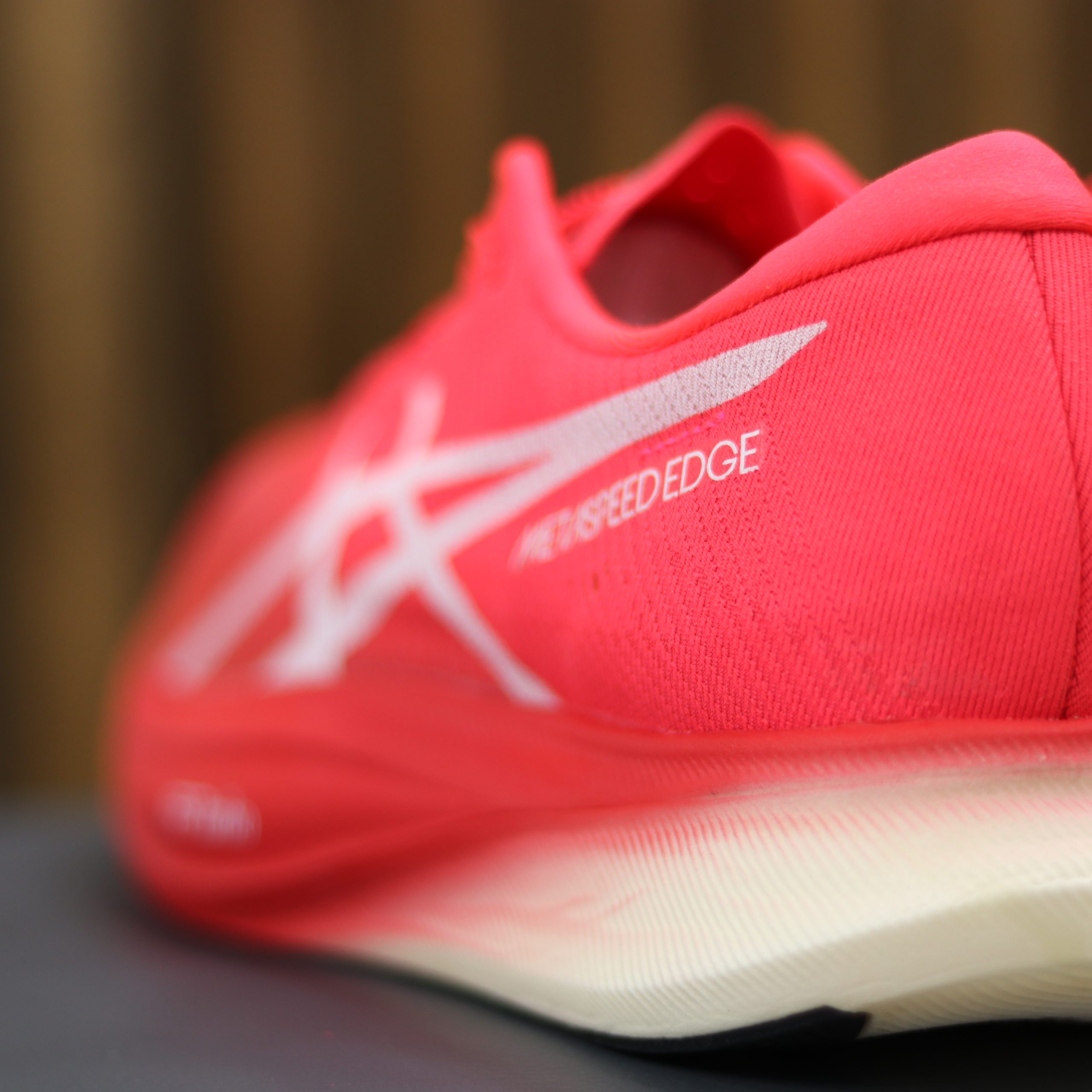 کفش آسیکس متا اسپید اسکای Asics Metaspeed Sky کد D7SW8CZHDXFC85N 4 Asics Metaspeed Sky کد D7SW8CZHDXFC85N