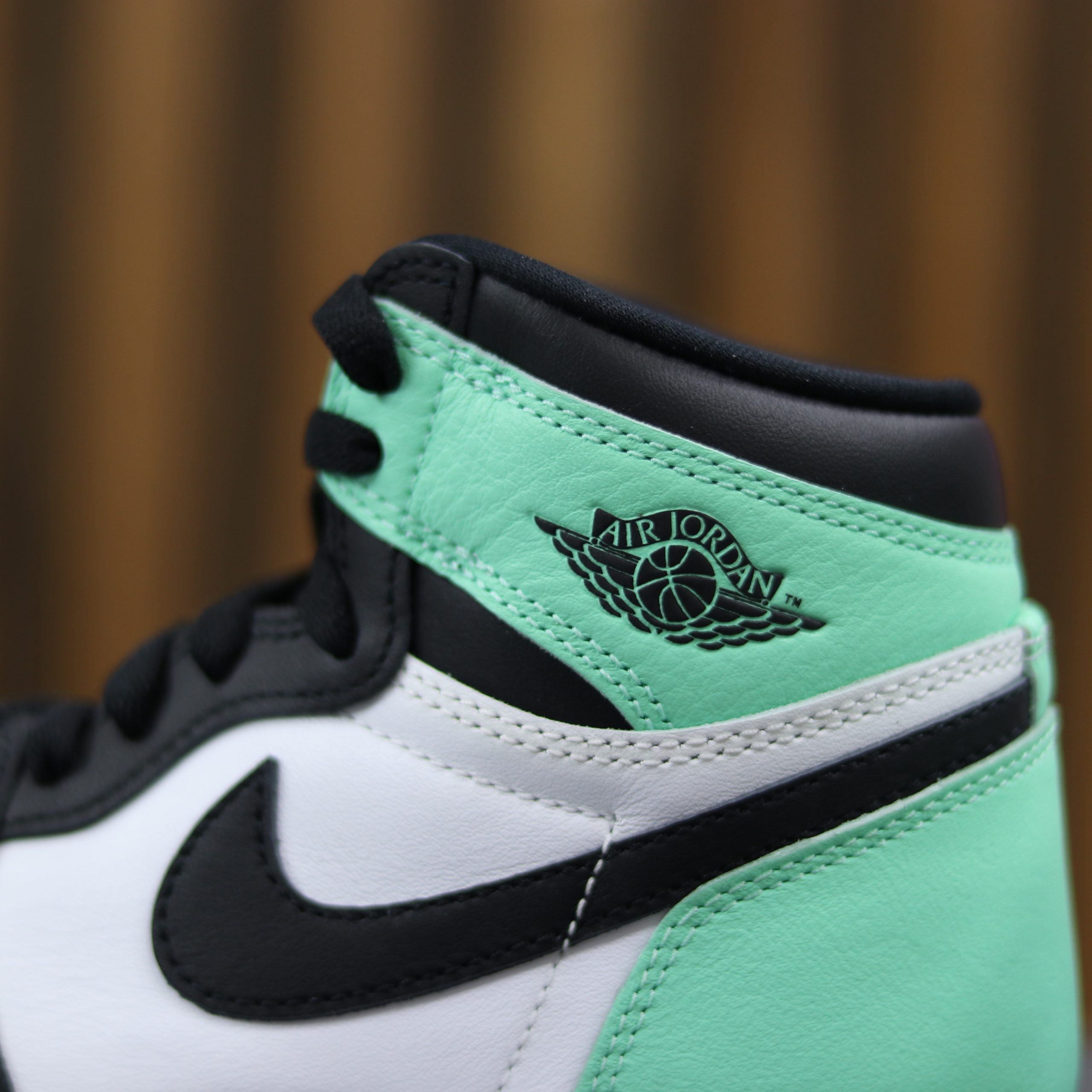 ایر جردن 1 AIR JORDAN کد FD1437_130 3 کتونی جردن AIR JORDAN 1 کد FD1437_130