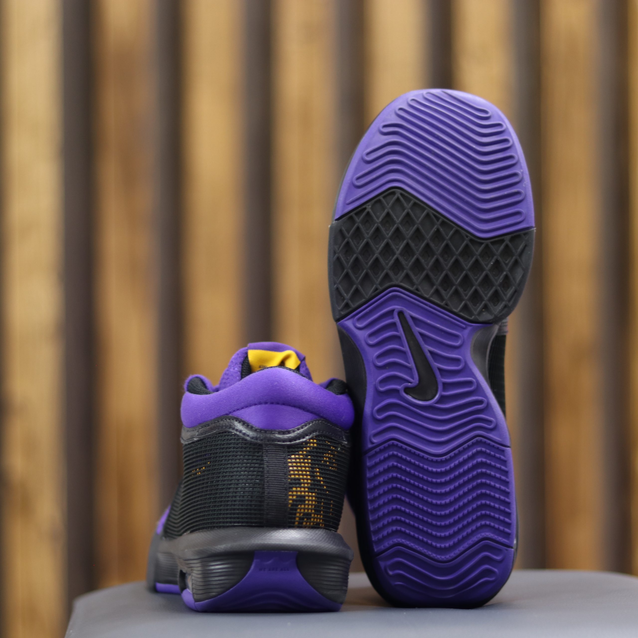 نایک ایر زوم یونیورس NIKE Air Zoom UNVRS کد FB223_001 2 نایک ایر زوم یونیورس NIKE Air Zoom UNVRS کد FB223_001