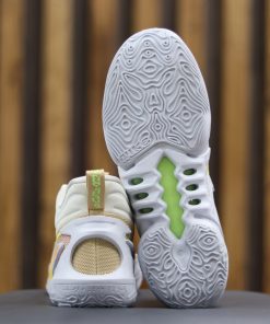 نایک کازمیک یونیتی NIKE Cosmic Unity 3 کد DH1537_101 15 نایک کازمیک یونیتی NIKE Cosmic Unity 3 کد DH1537_101