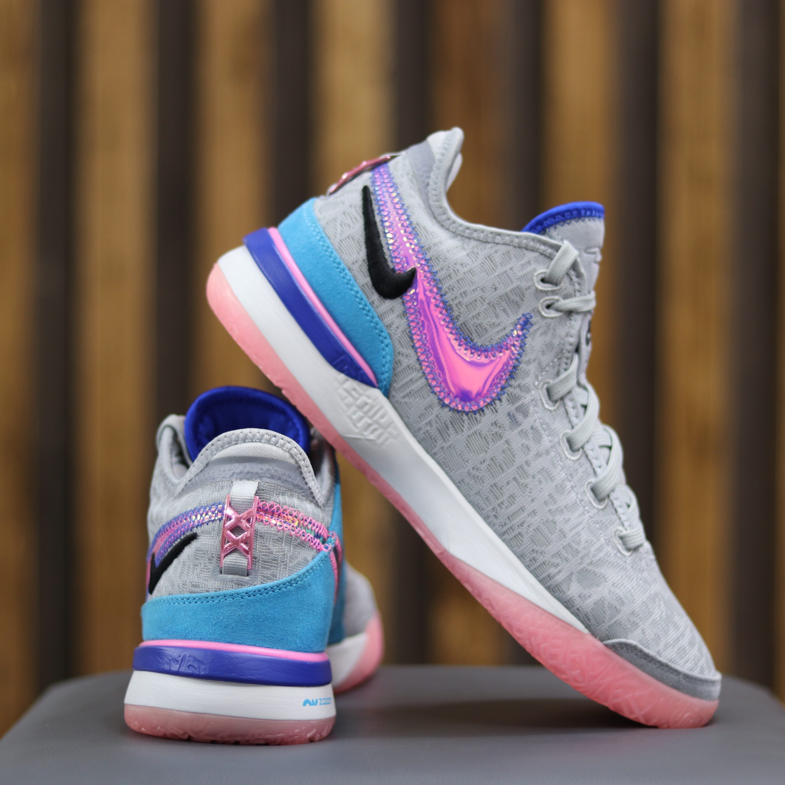 نایک کوبی ای دی مید NIKE KOBE A.D.MID کد DR8788_002 1 نایک کوبی ای دی مید NIKE KOBE A.D.MID کد DR8788_002